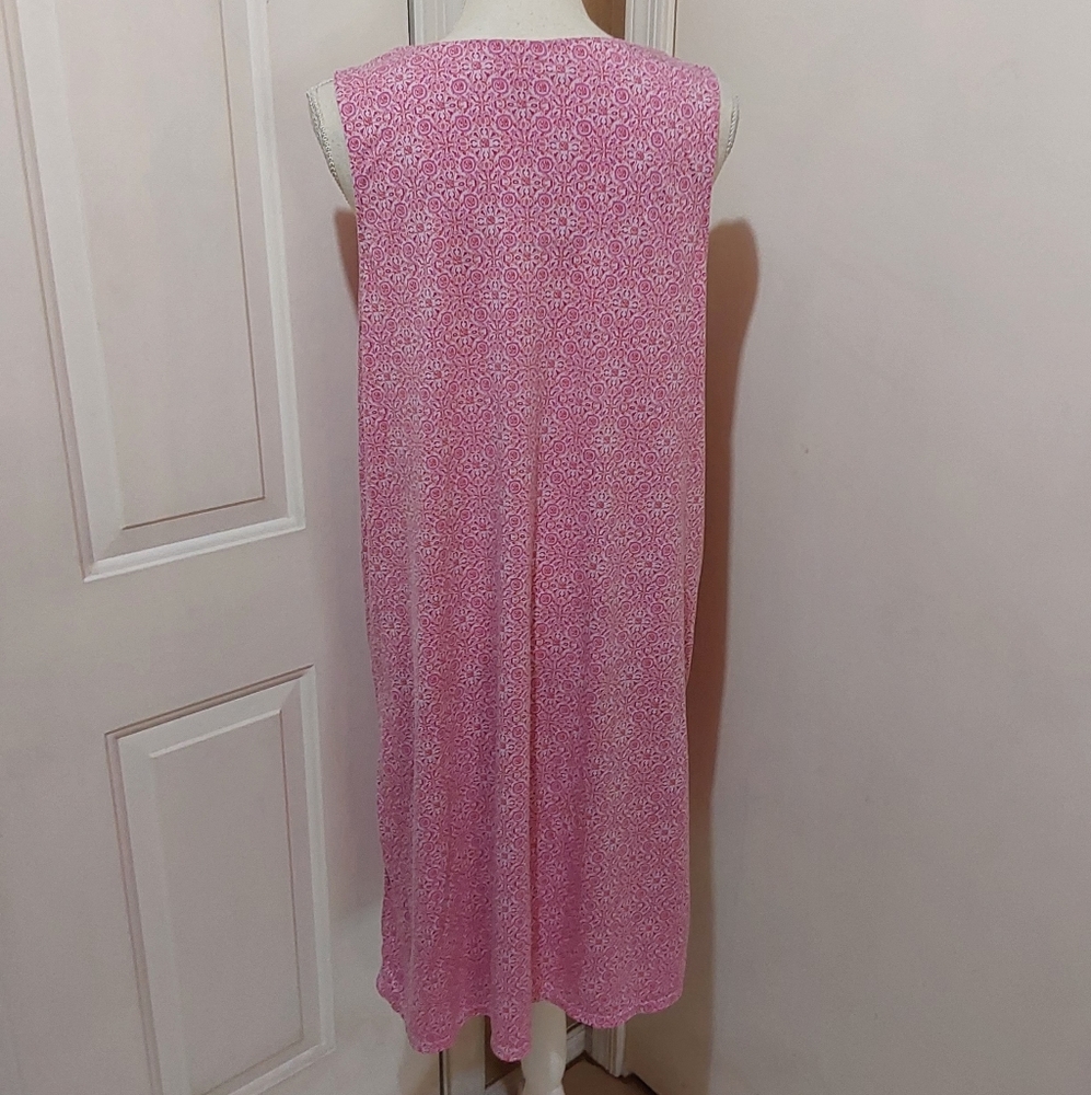 🌺 NEW Secret Treasures Pretty Pink Housedress/Nightgown - Picture 4 of 8